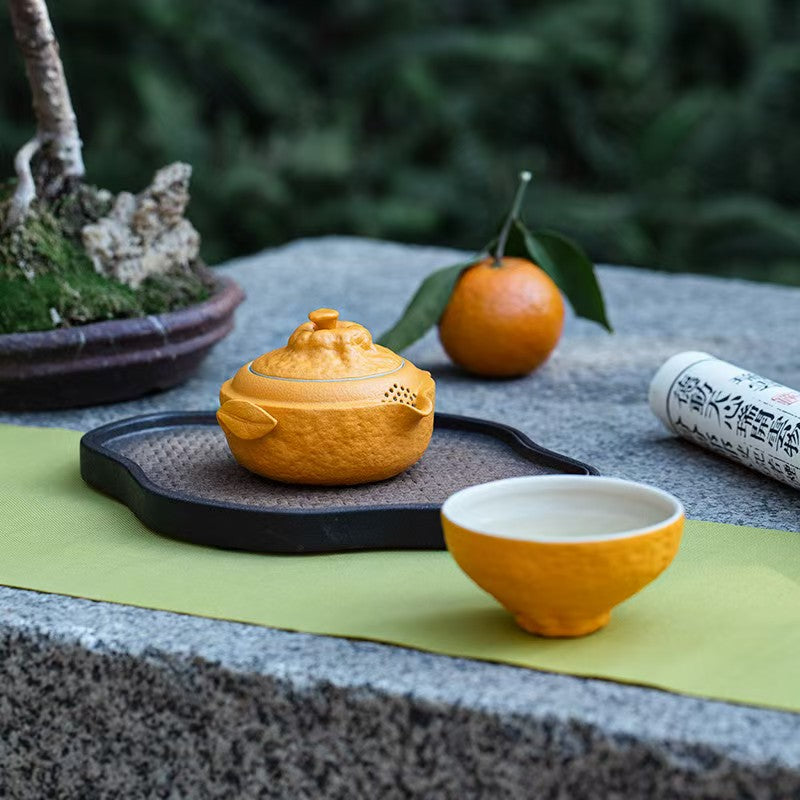 Chinese tea set, handmade, good luck ugly orange hand-clawed pot quick cup