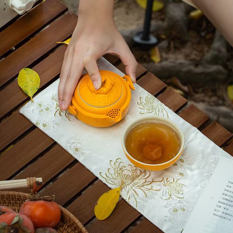 Chinese tea set, handmade, good luck ugly orange hand-clawed pot quick cup