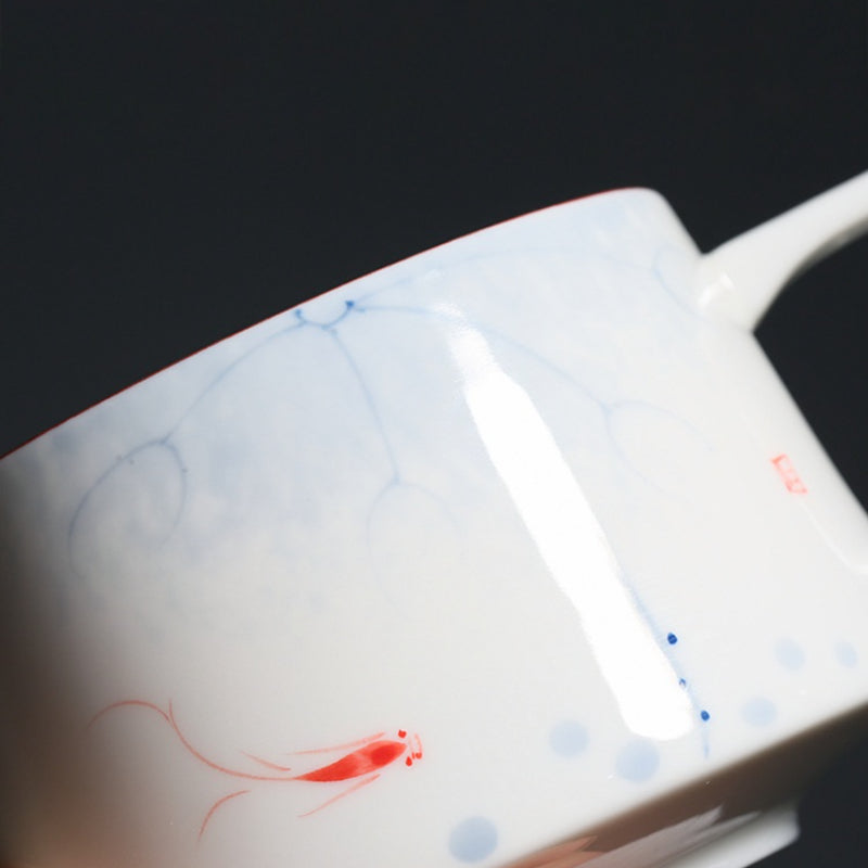 Chinese porcelain, traditional handicraft, hand-painted fish play coffee cup/mug