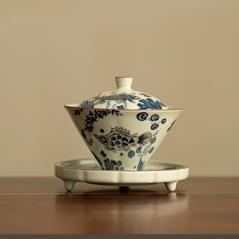 Chinese tea set, Sancai teacup with fish and algae pattern